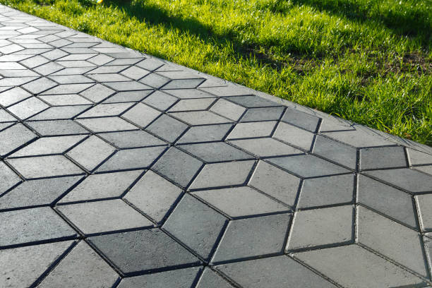 Best Driveway Pavers Near Me  in Hinsdale, IL